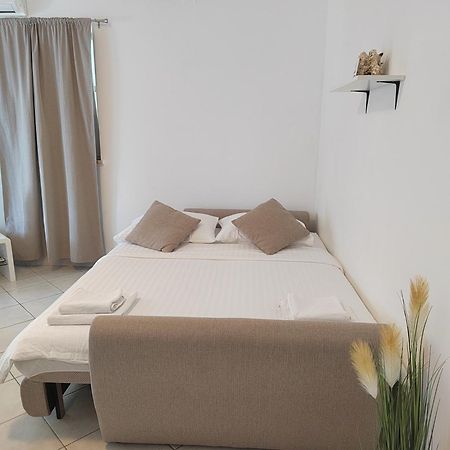 Apartamento Apartman Karmen Srima Exterior foto