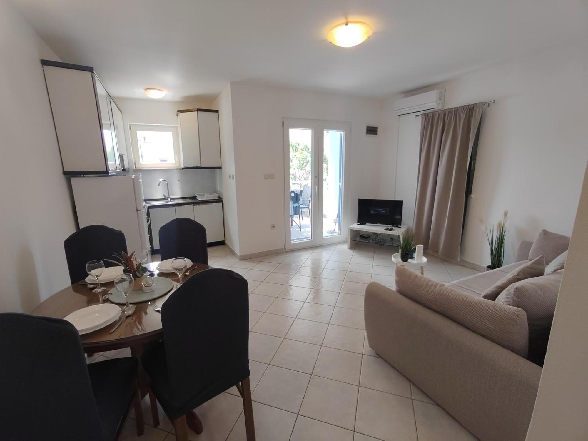Apartamento Apartman Karmen Srima Exterior foto