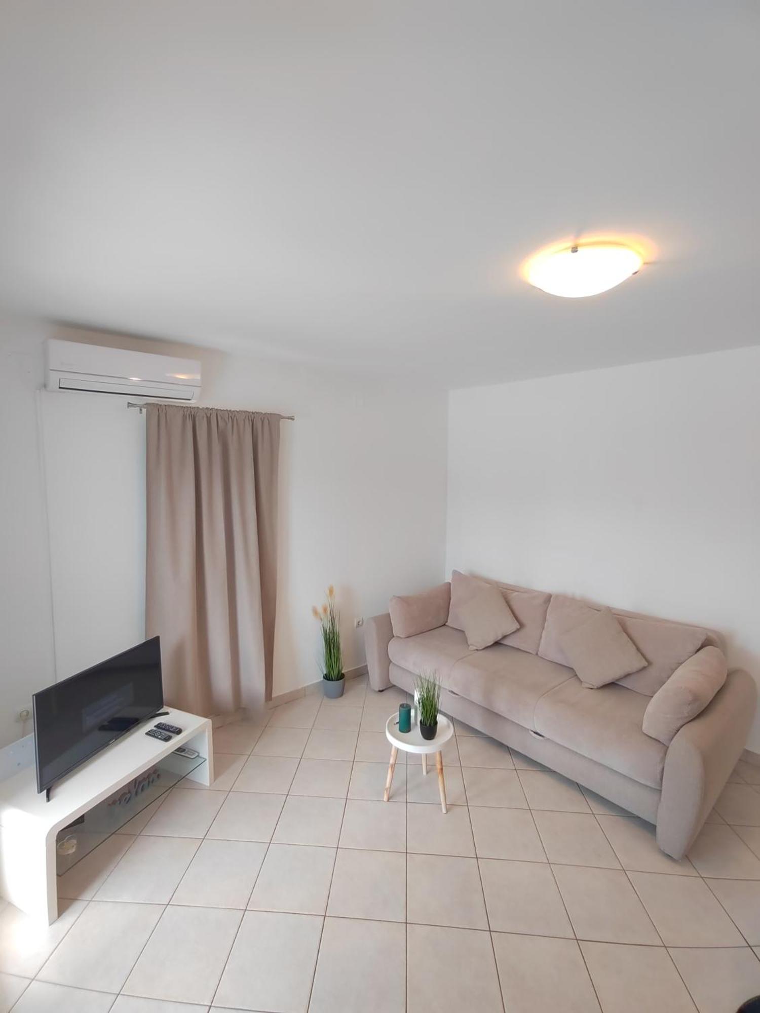 Apartamento Apartman Karmen Srima Exterior foto