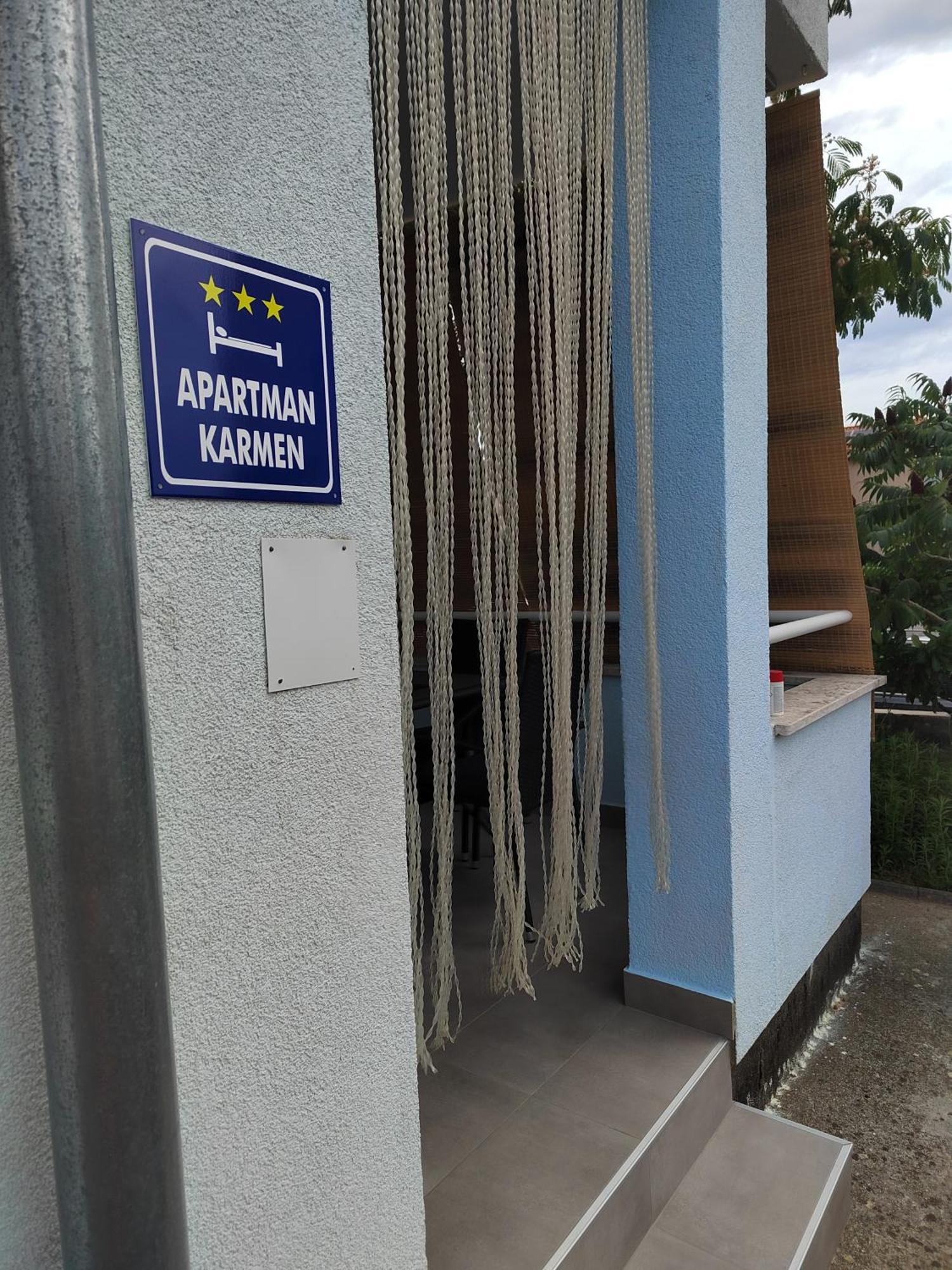 Apartamento Apartman Karmen Srima Exterior foto